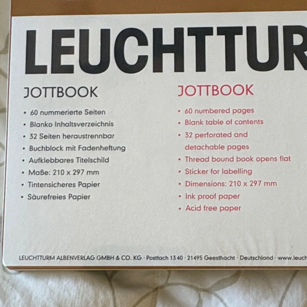 Leuchtturm Jottbook A4 (210x297)‎ 60 pages, 16 pages perforated, ruled, caramel